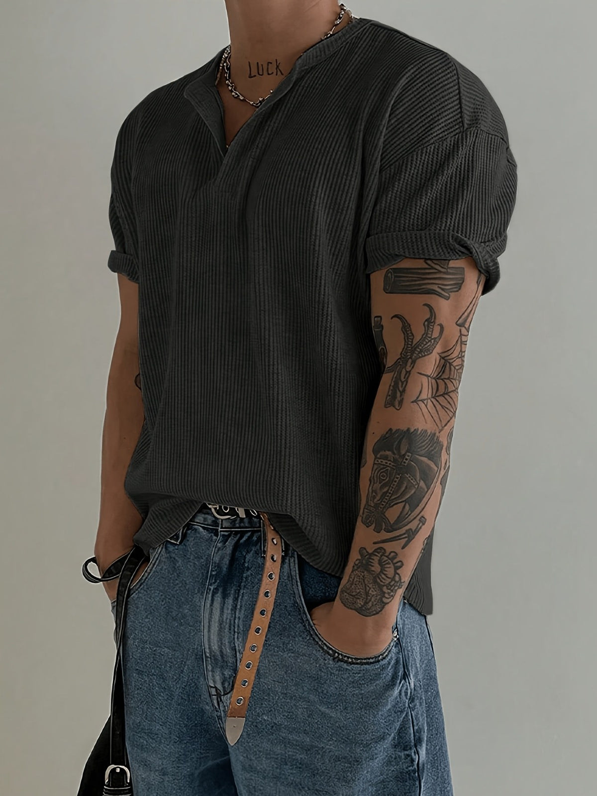 Finn Rib Henley - Black