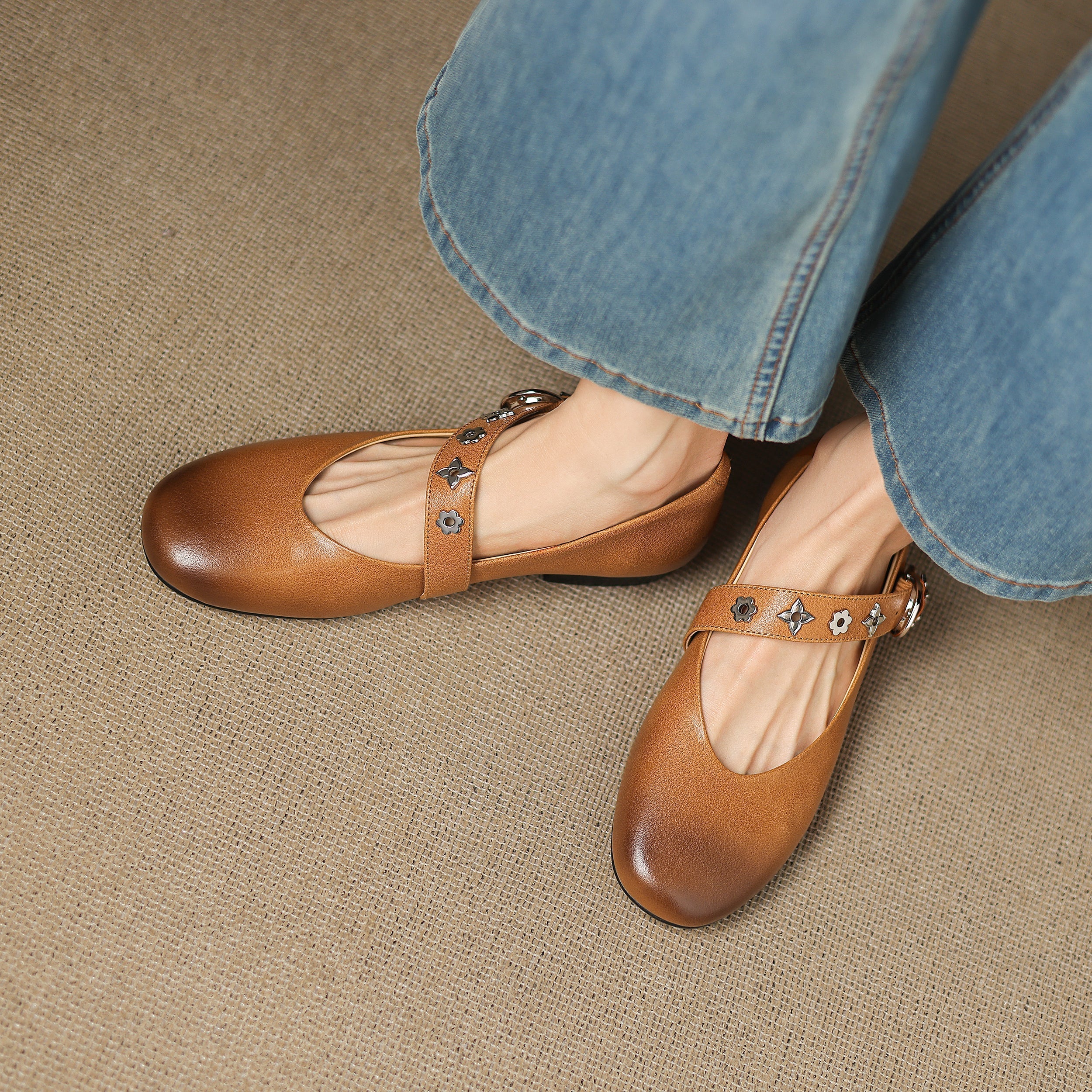 Knox Genuine Leather Flats
