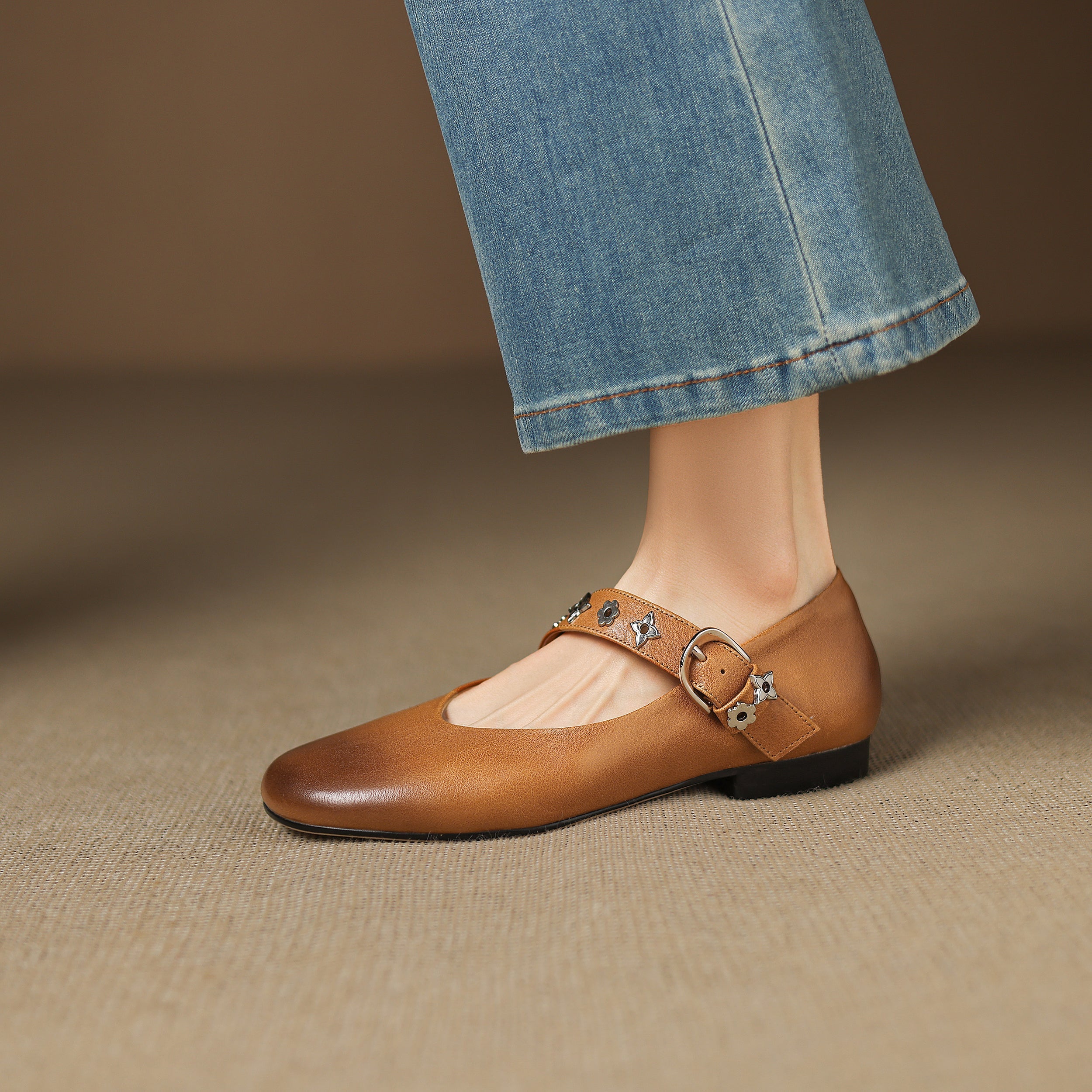 Knox Genuine Leather Flats