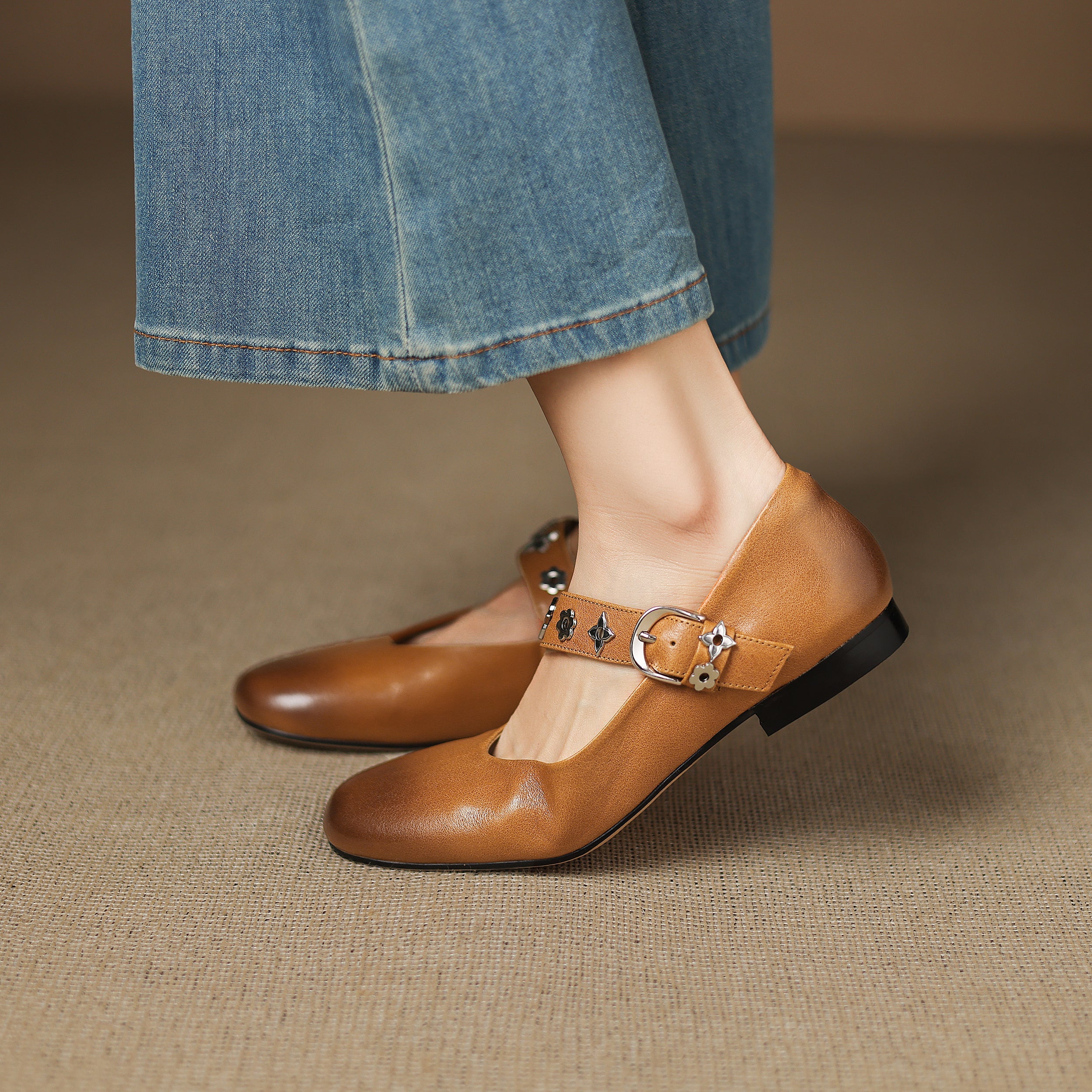 Knox Genuine Leather Flats
