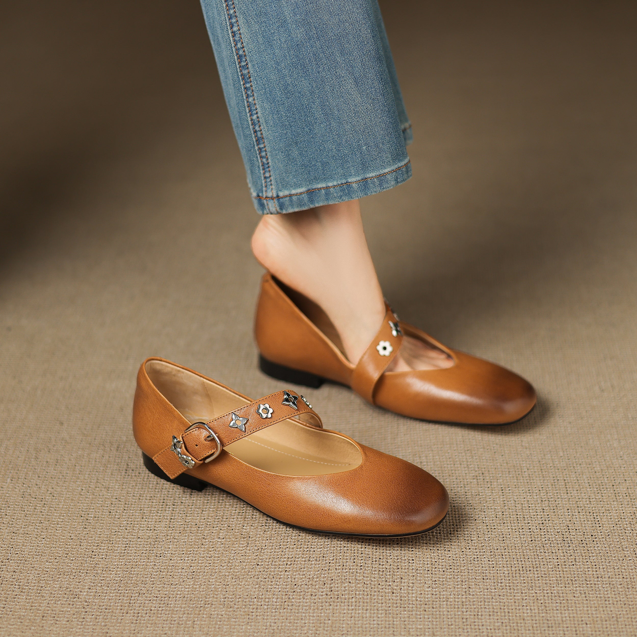 Knox Genuine Leather Flats