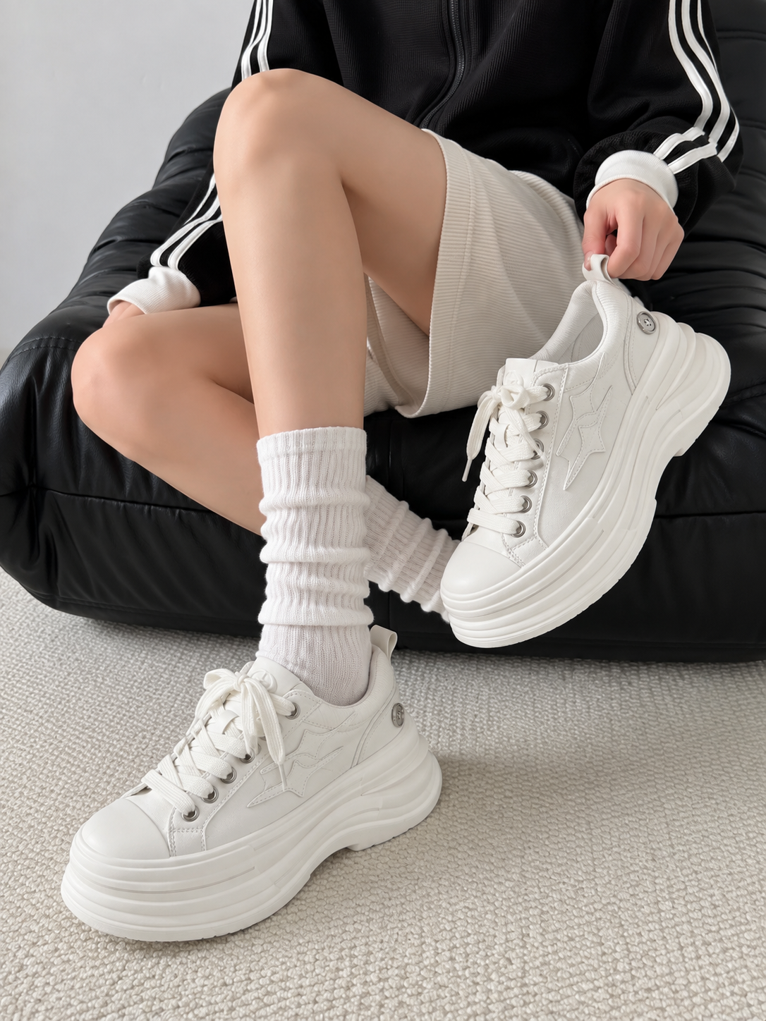 Vela Platform Sneaker