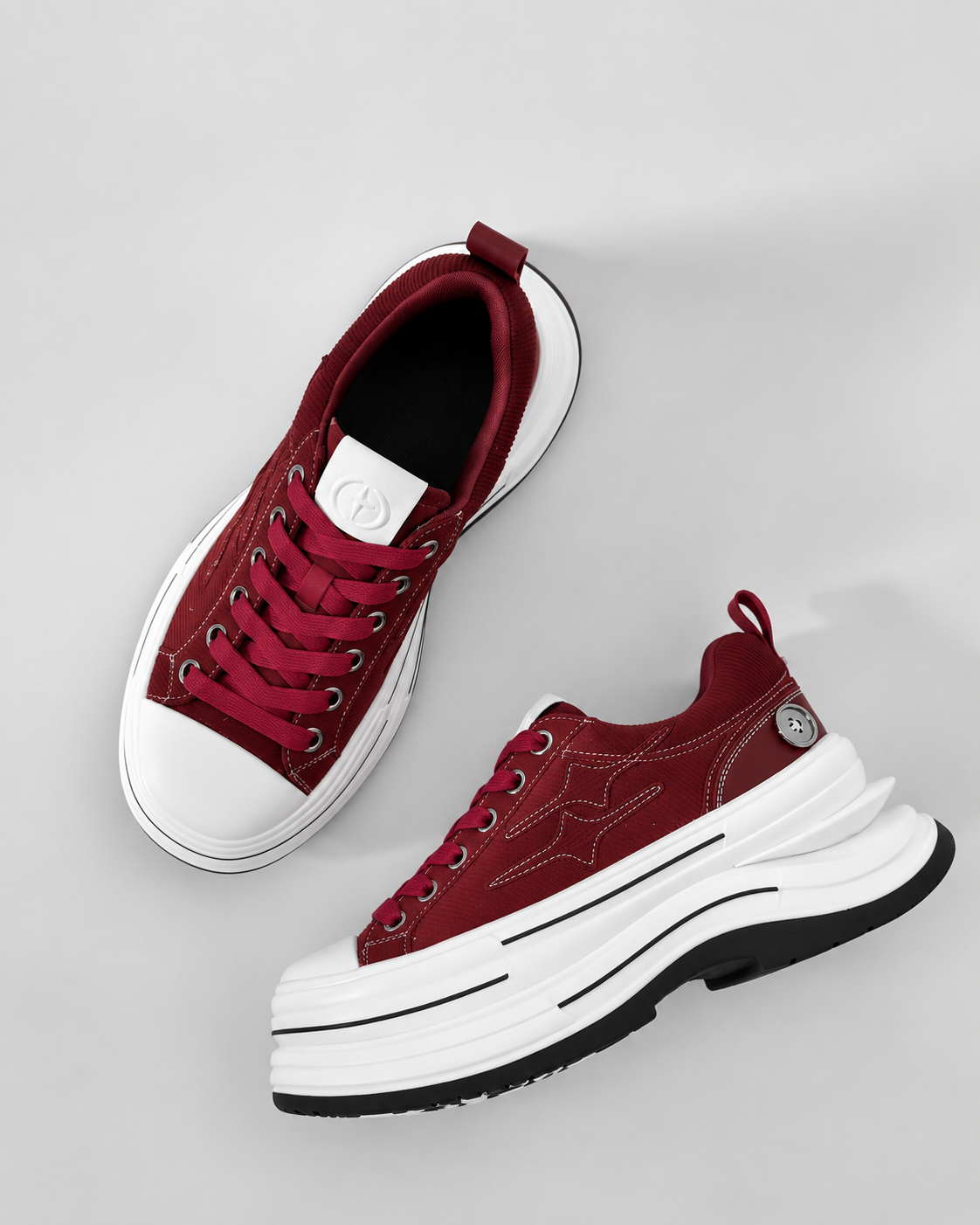 Vela Platform Sneaker