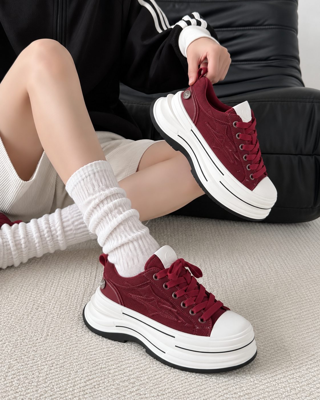 Vela Platform Sneaker