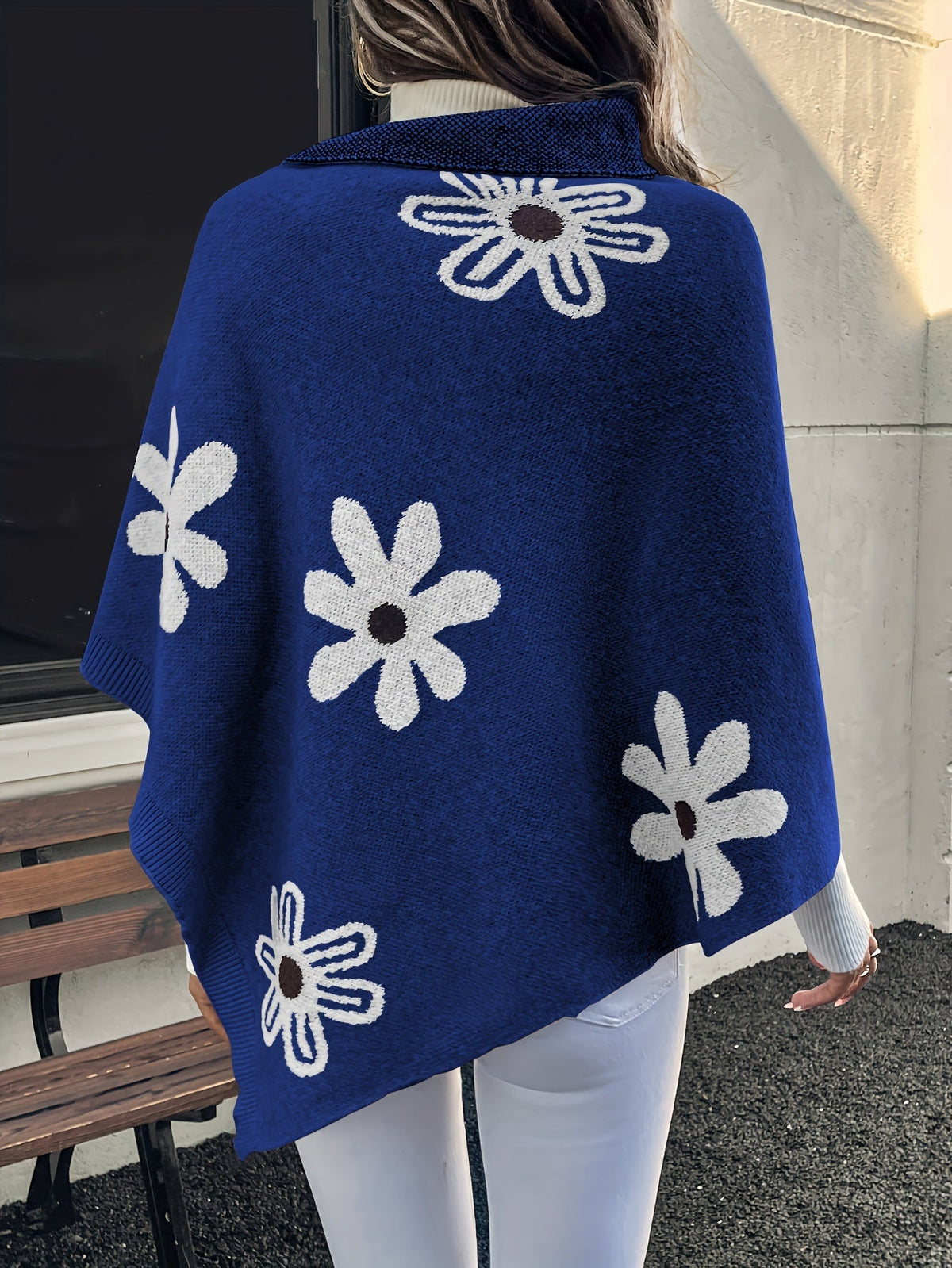 Daisy Cape
