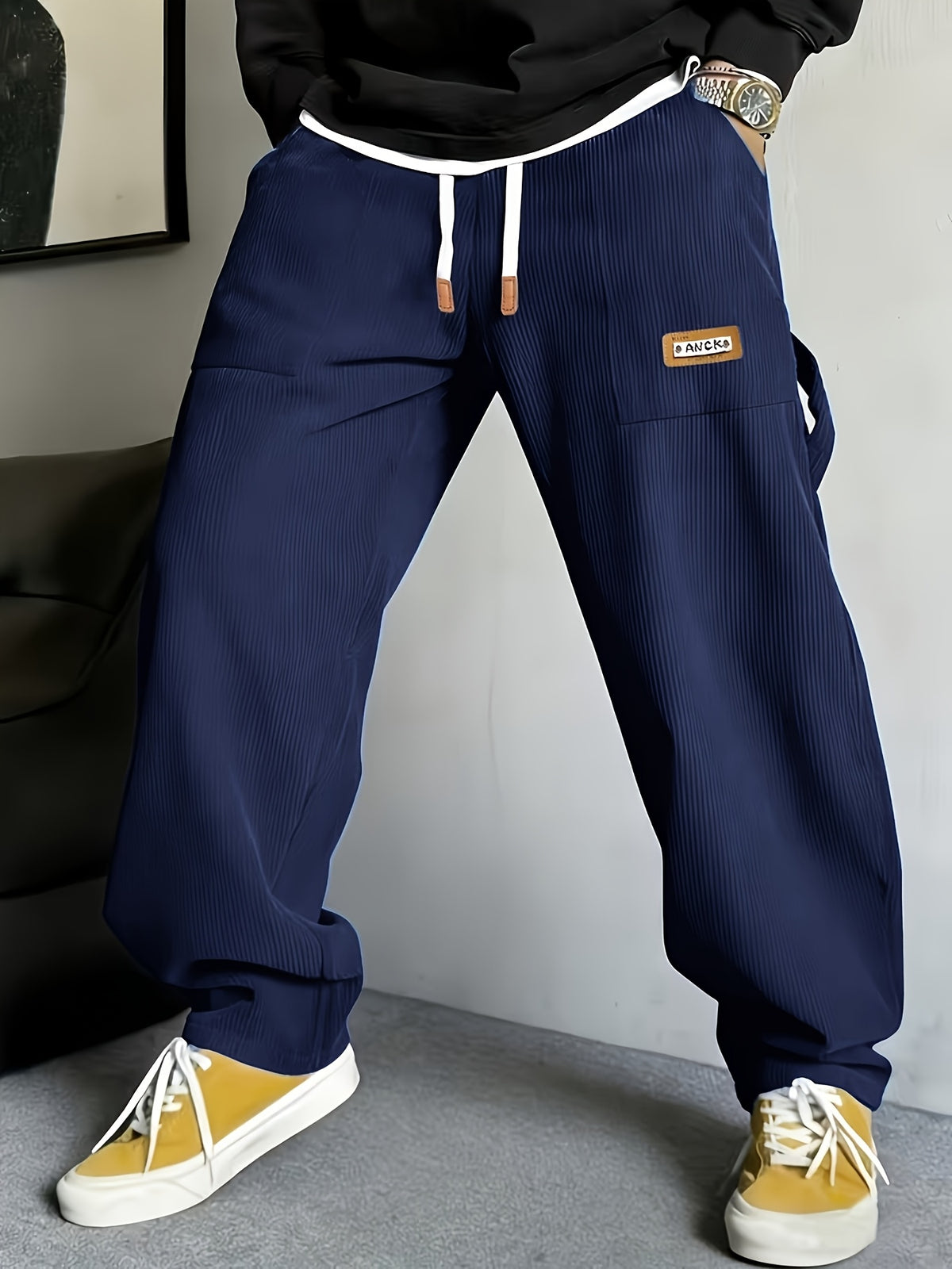 Calder Corduroy Pant — Navy