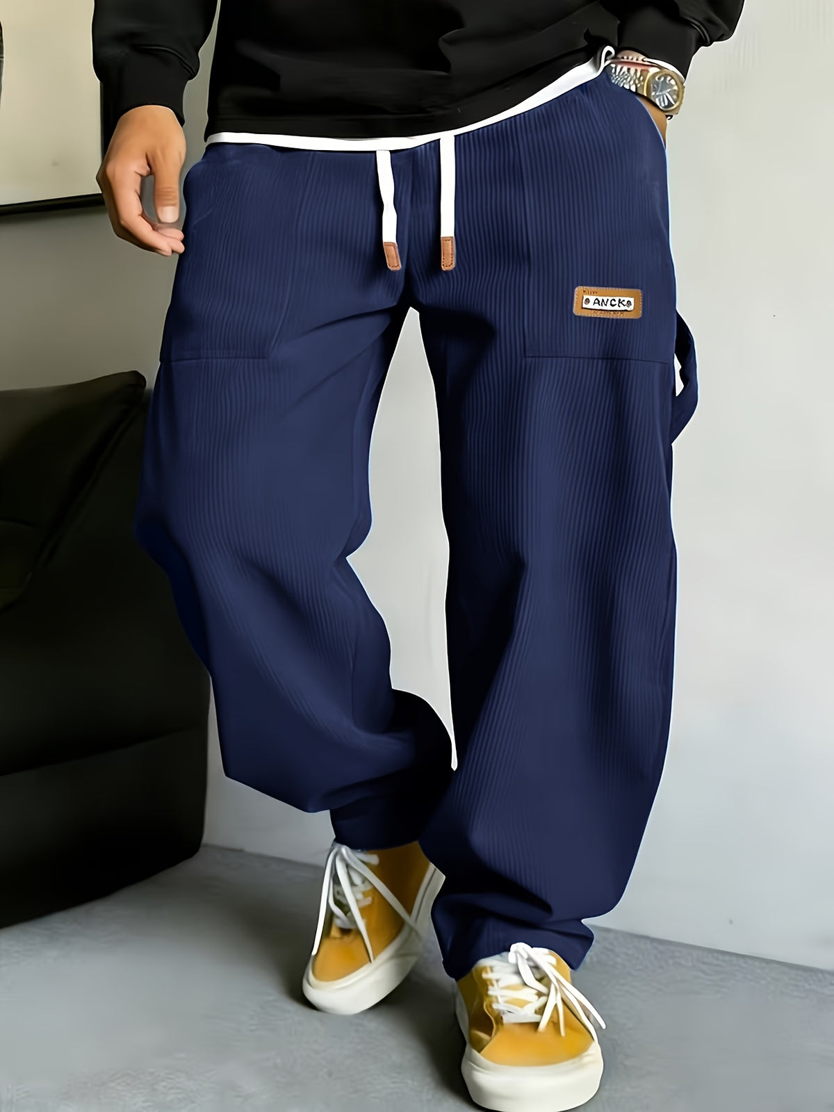 Calder Corduroy Pant — Navy