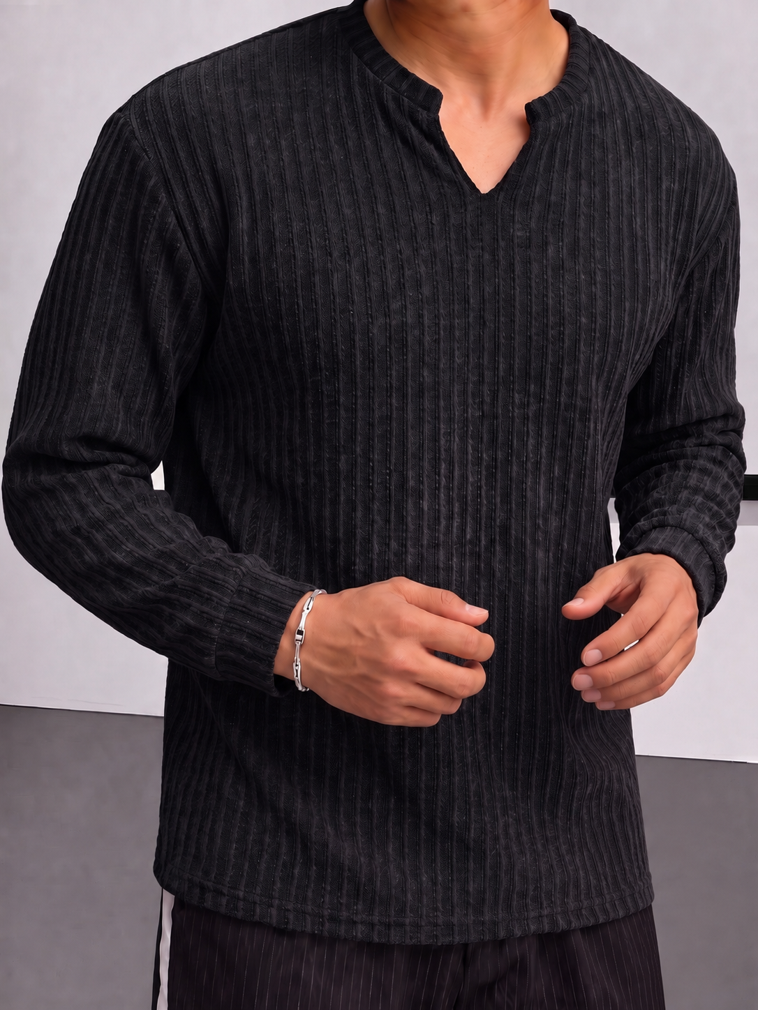 Rowan Rib Pullover - Black