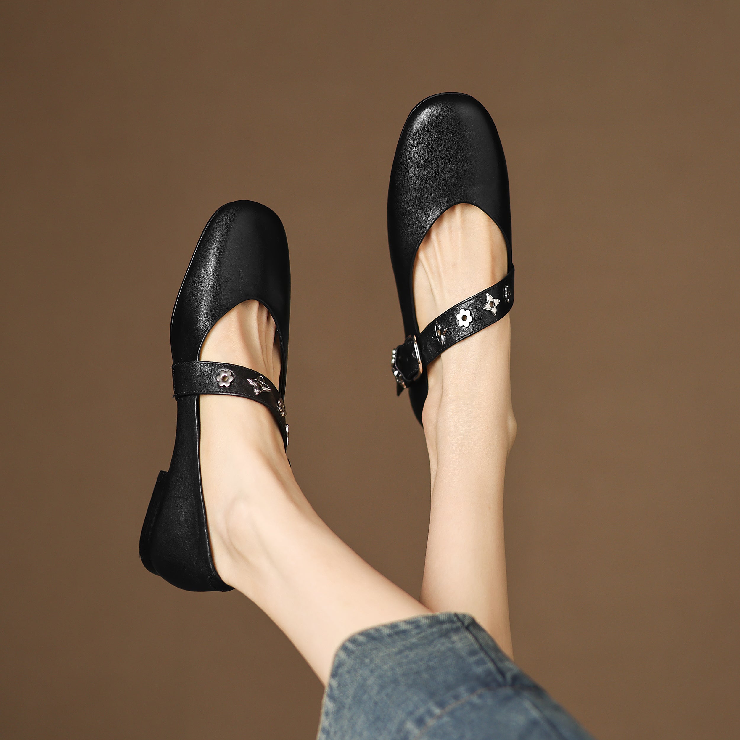 Knox Genuine Leather Flats