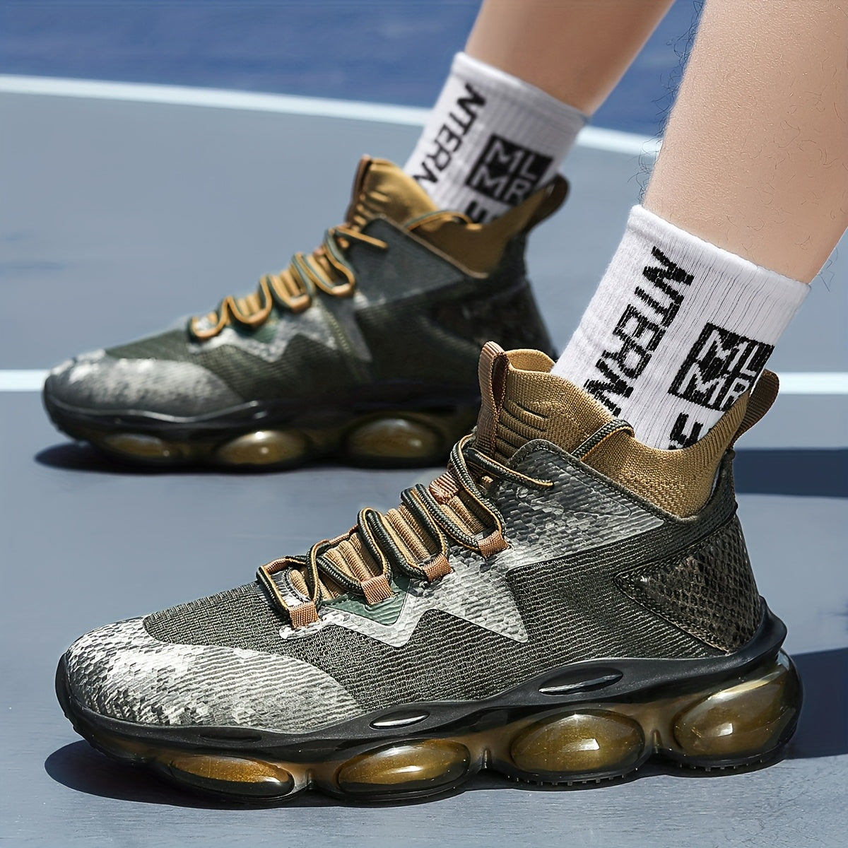 Knox Air Sneaker