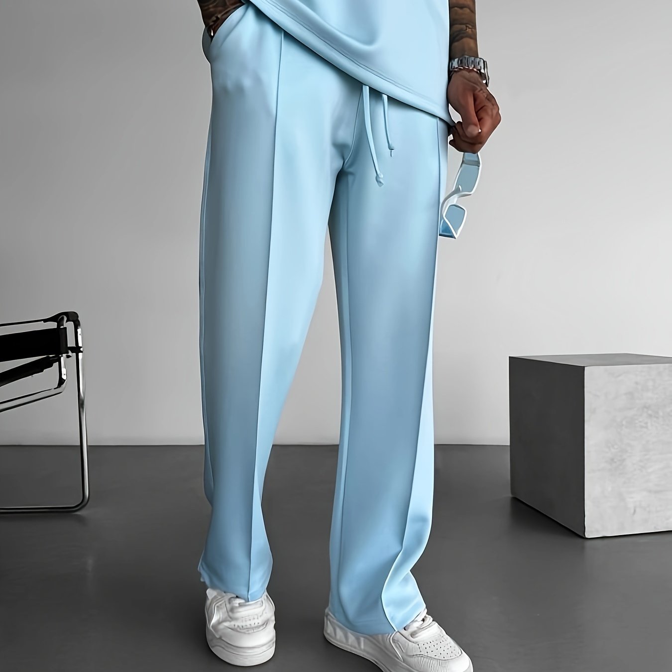 Ellison Pleated Trouser