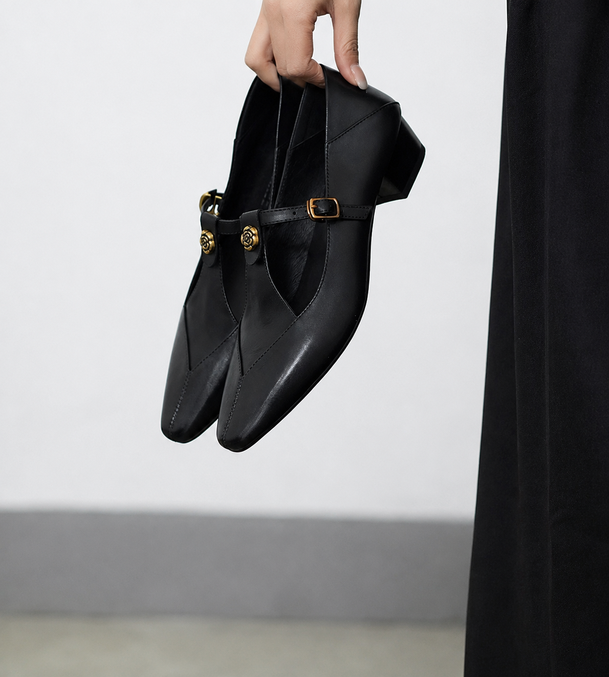 The Lora Heel