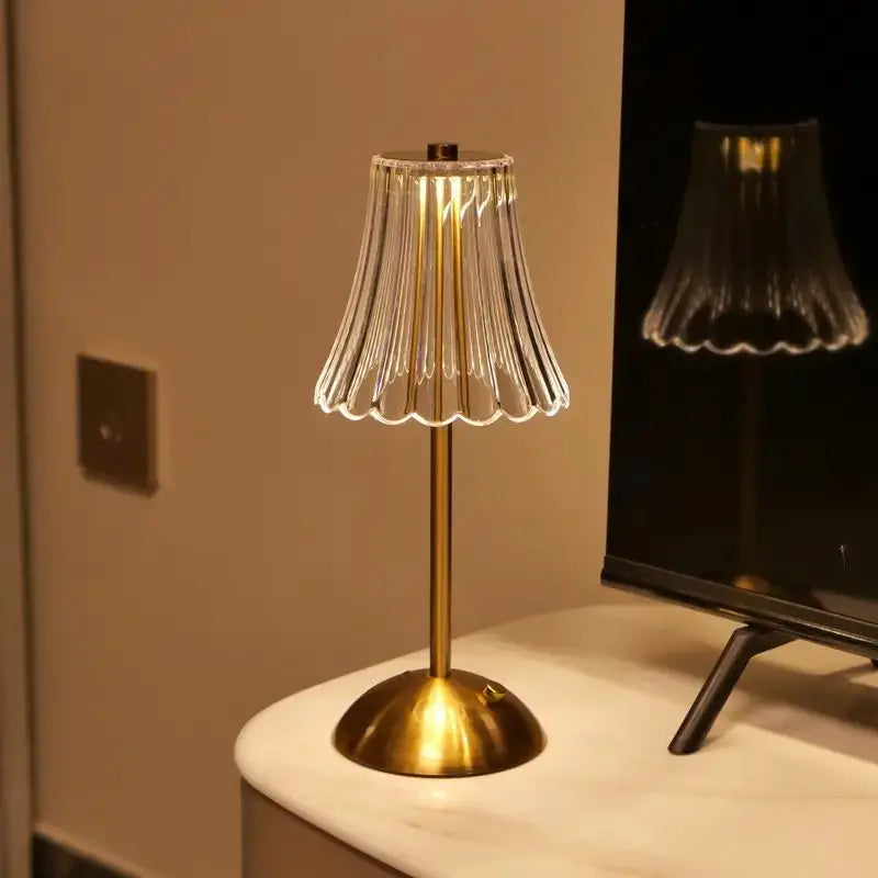 Lumera Table Lamp