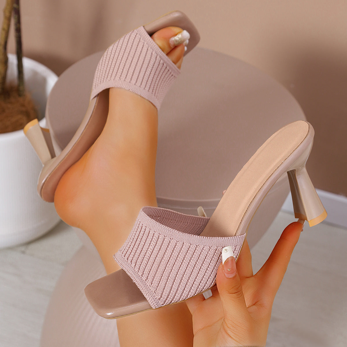 Renna Ribbed Heel