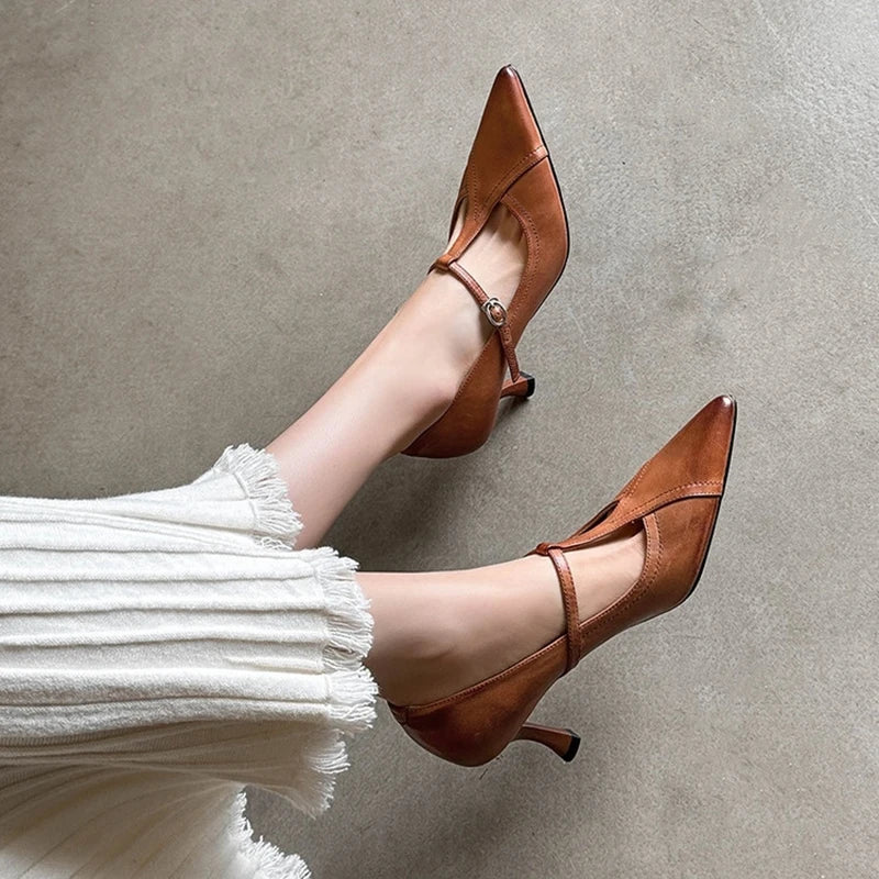Lira Genuine Leather Pumps