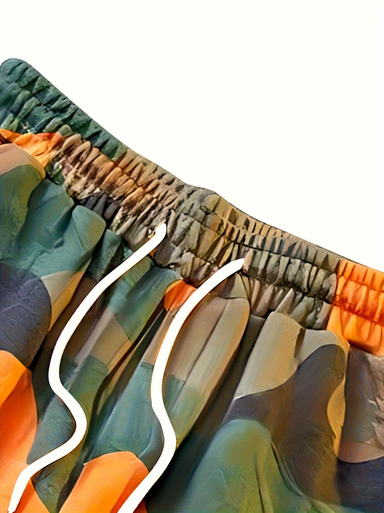 Elton Camo Short