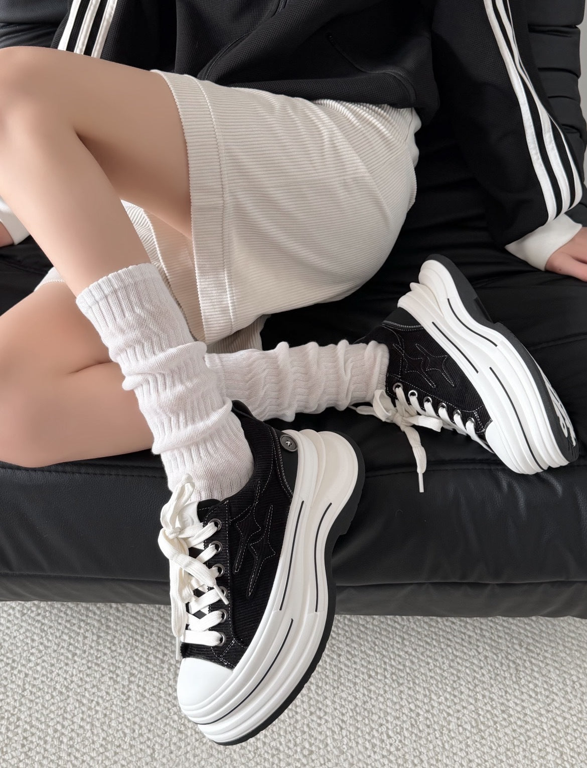 Vela Platform Sneaker