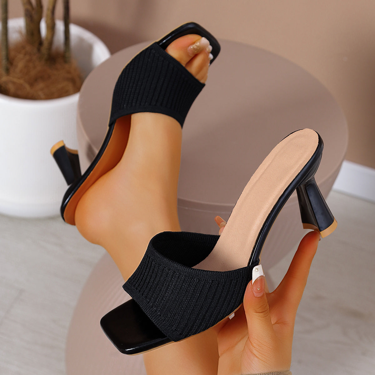 Renna Ribbed Heel