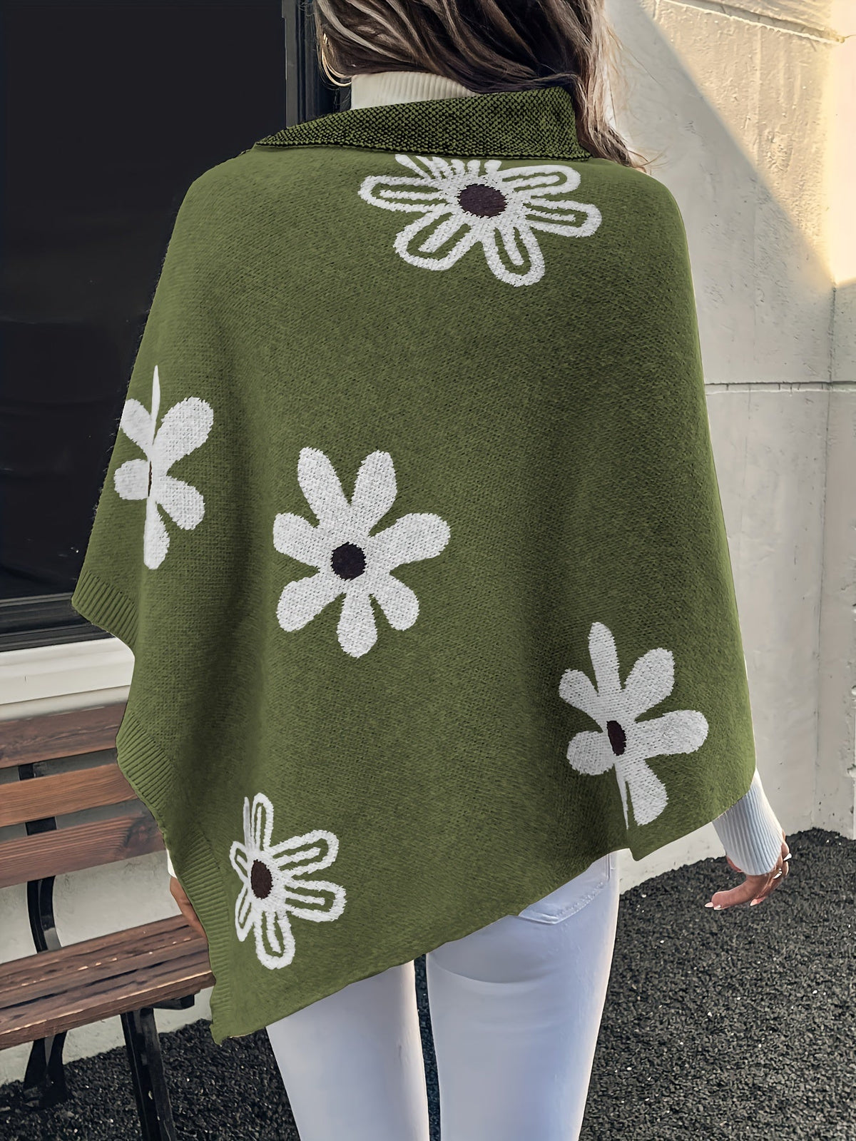 Daisy Cape