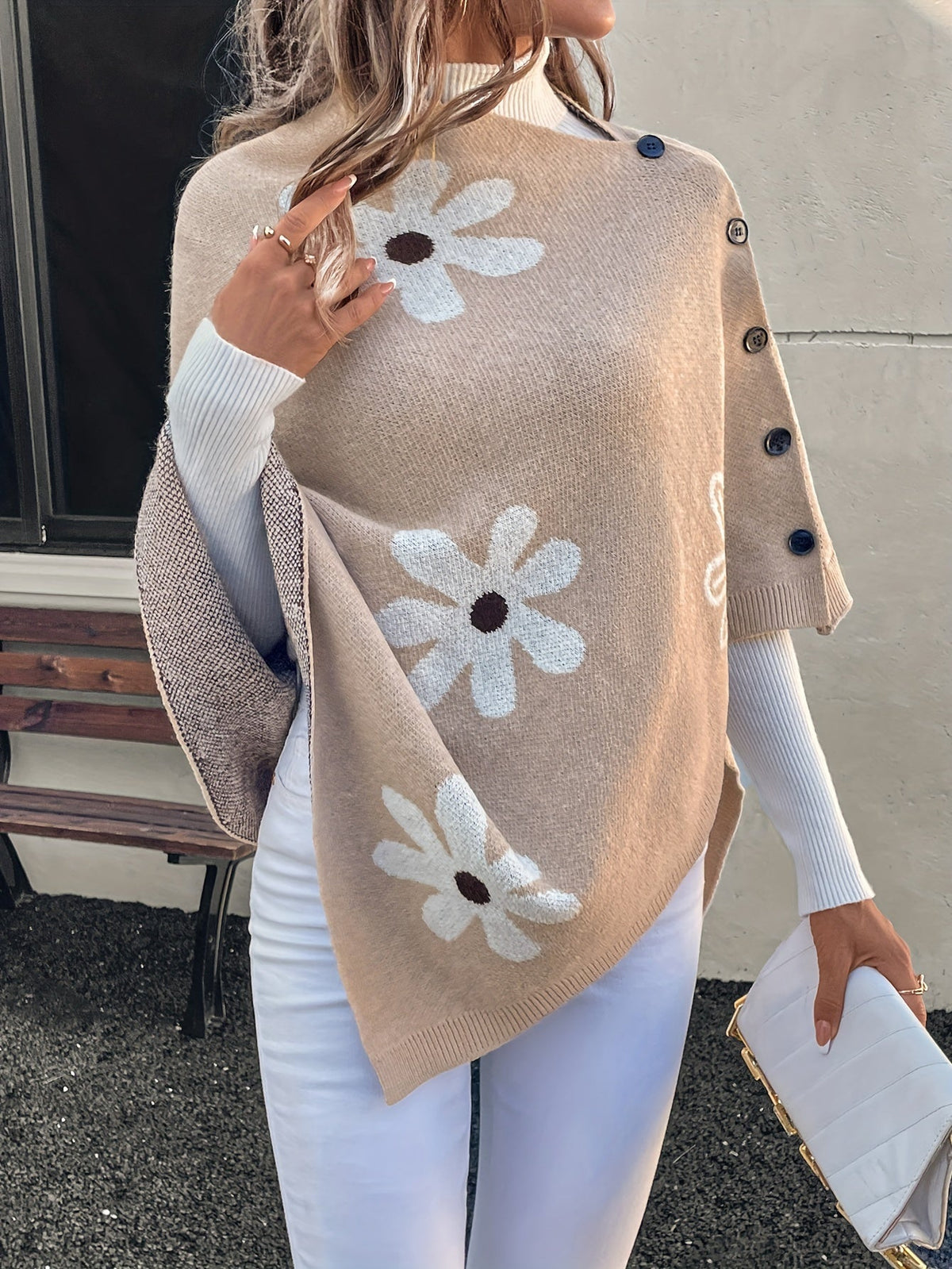 Daisy Cape