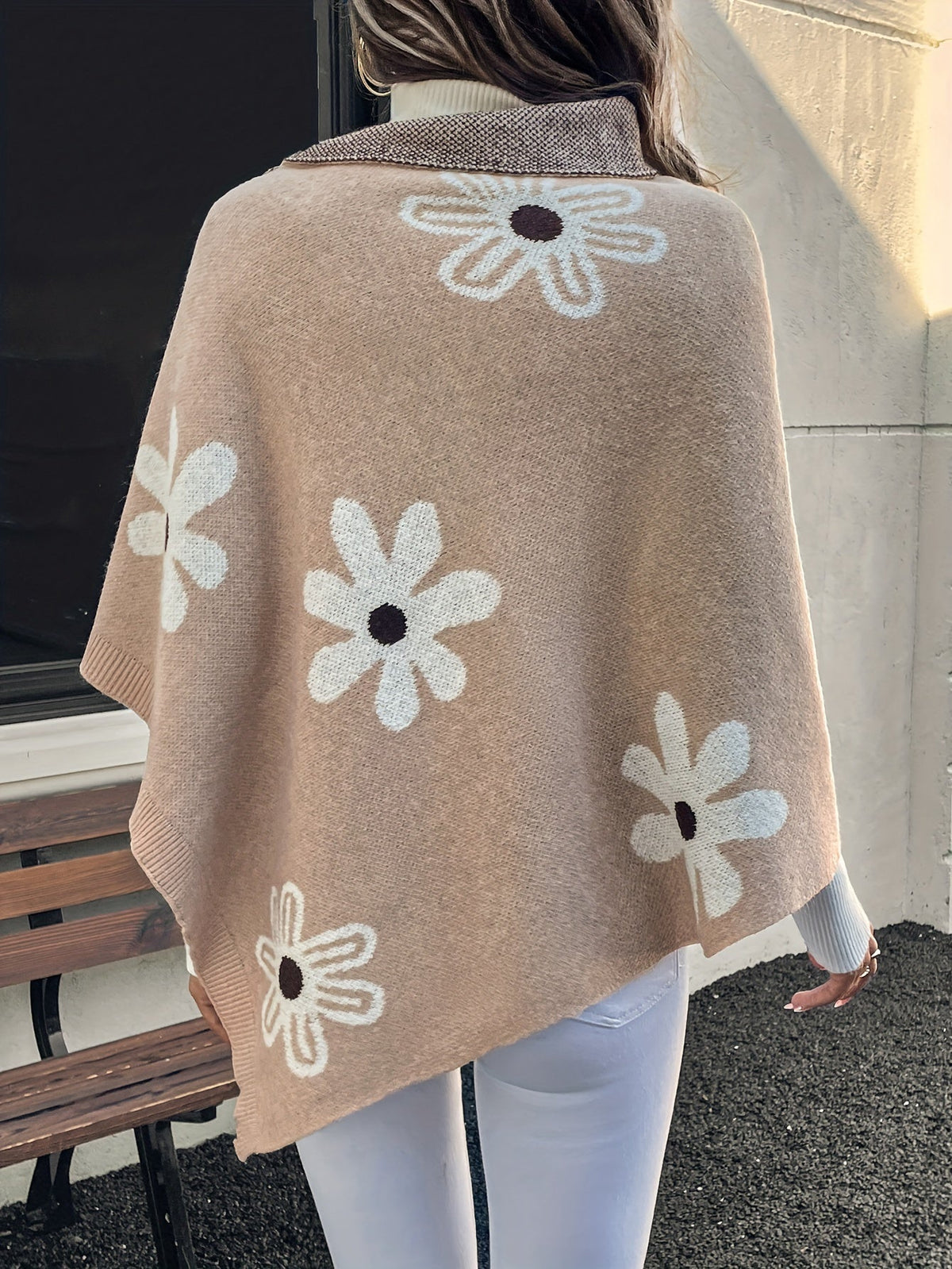 Daisy Cape